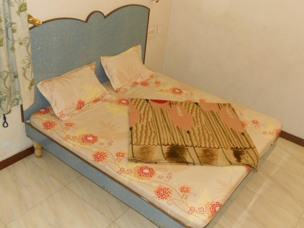 Royal Resorts Yercaud Phòng bức ảnh