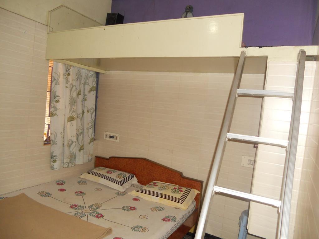 Royal Resorts Yercaud Phòng bức ảnh